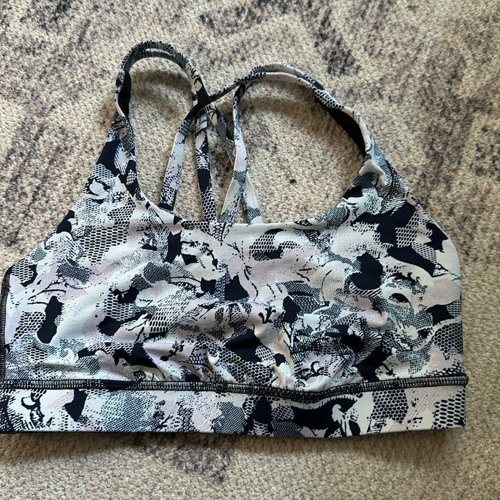 NWOT Lululemon Printed Energy Bra